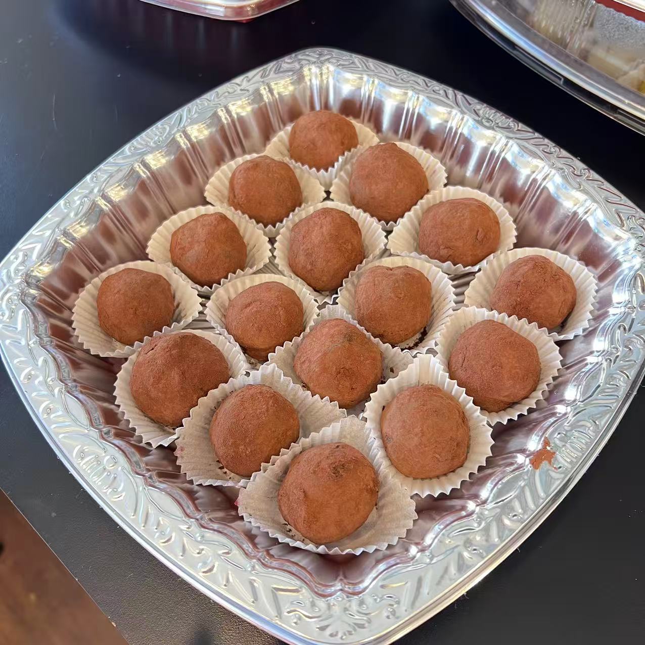 Mixed Nut Chocolate（混合果仁巧克力）