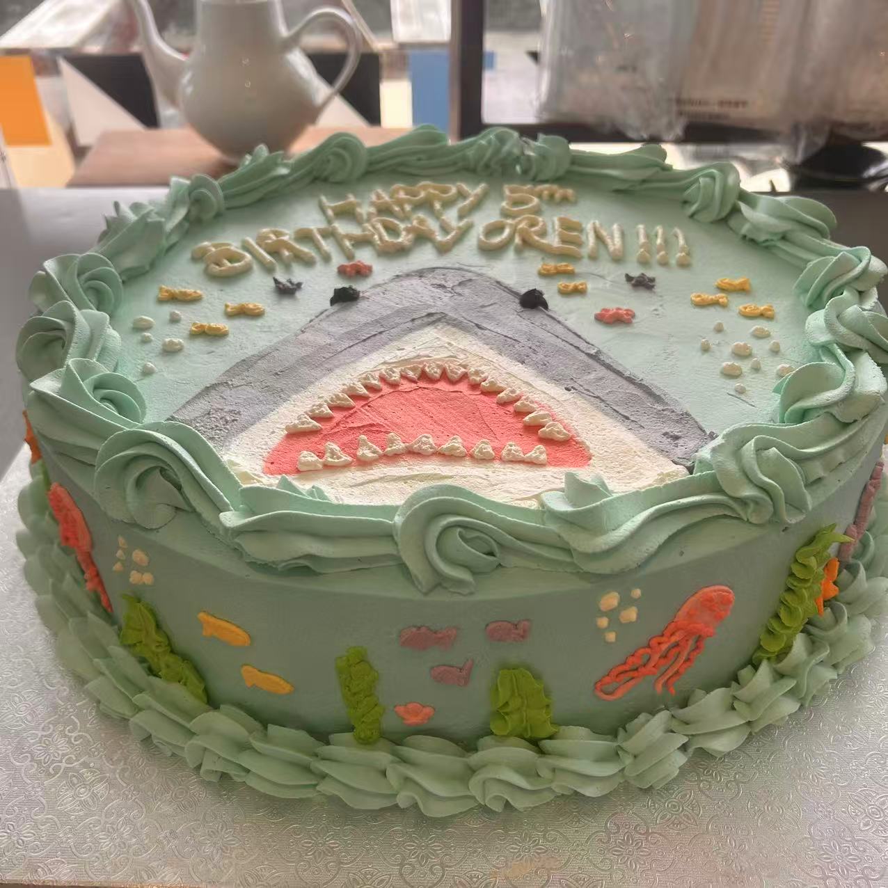 Shark Party Cake（鯊魚派對蛋糕）