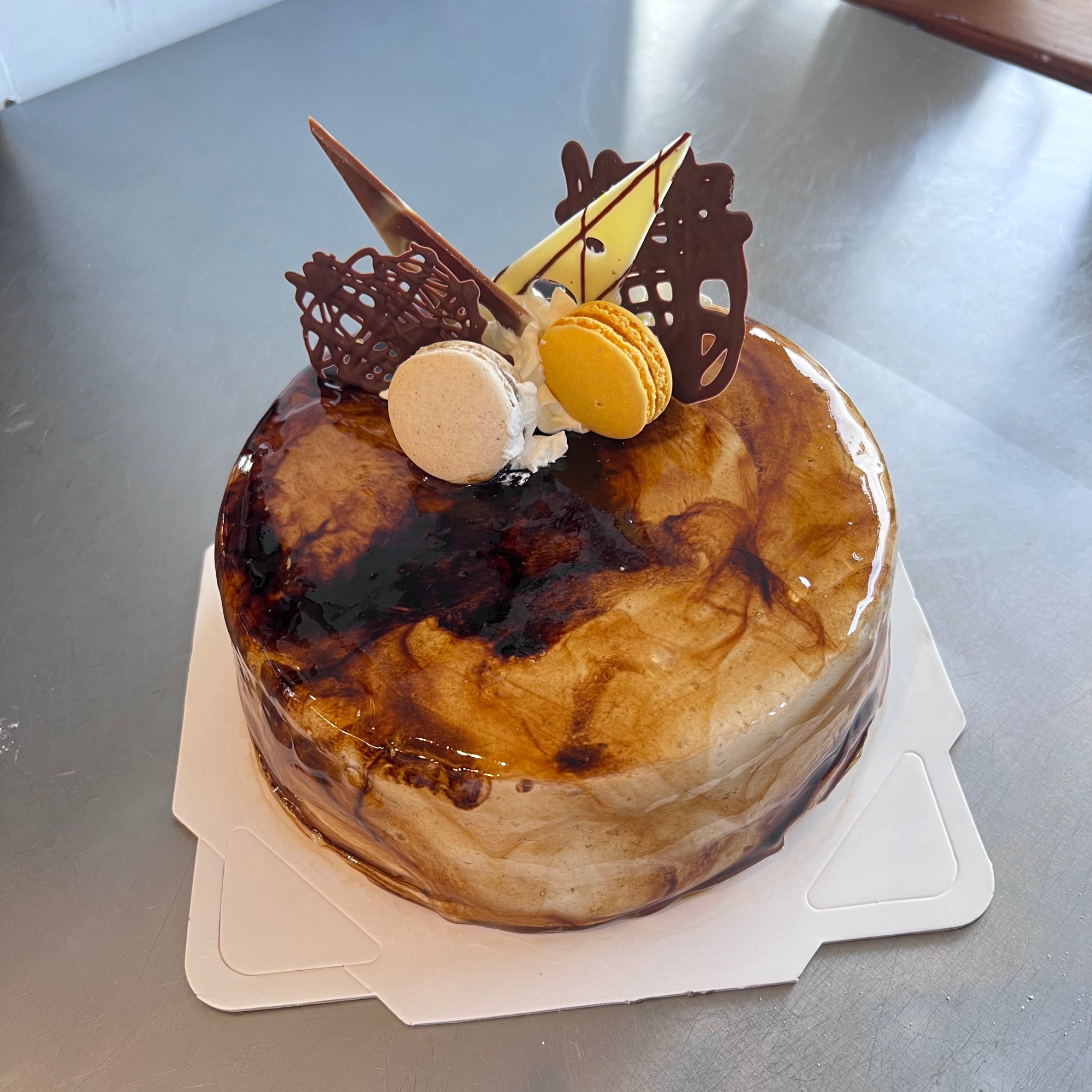 Mocha Almond Marble Cake（杏仁摩卡鏡面蛋糕）