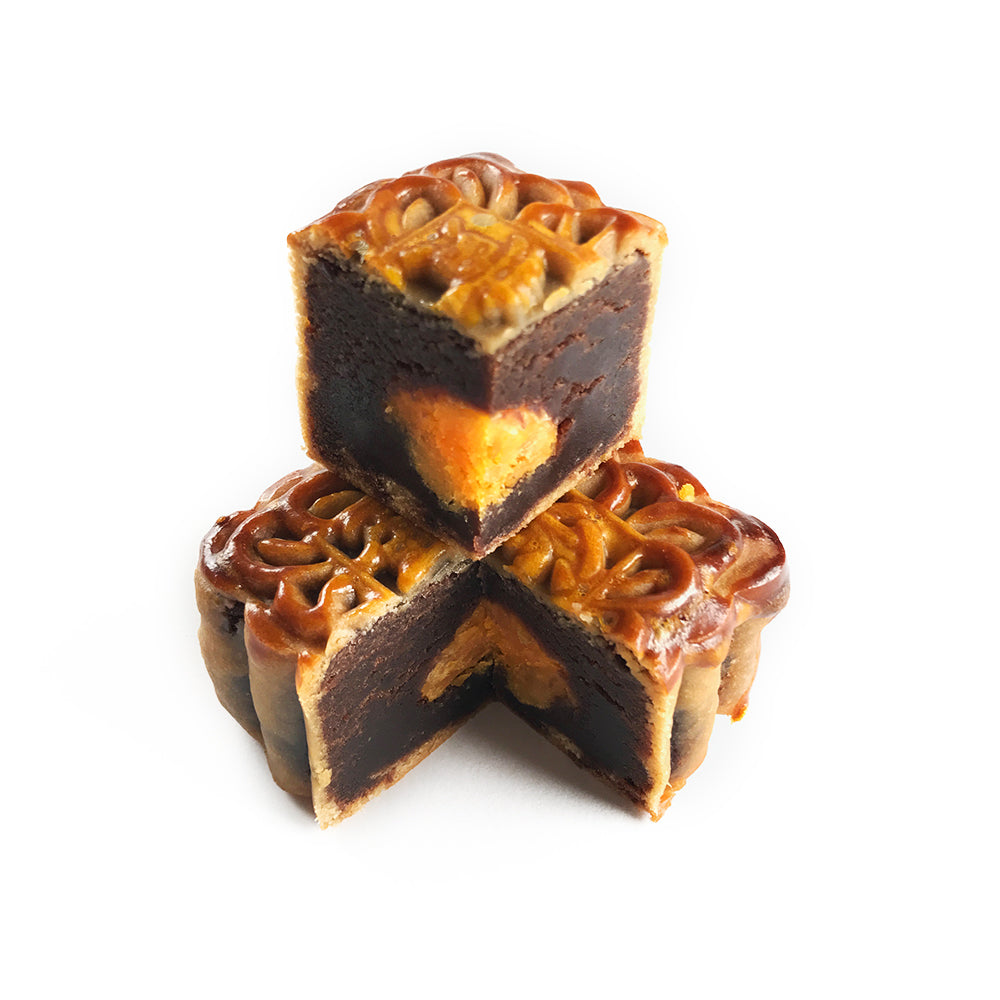 Red Bean Single Yolk Mooncake 蛋黄豆沙月饼